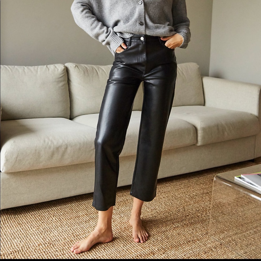 Aritzia Melina Cropped Pants Size 4